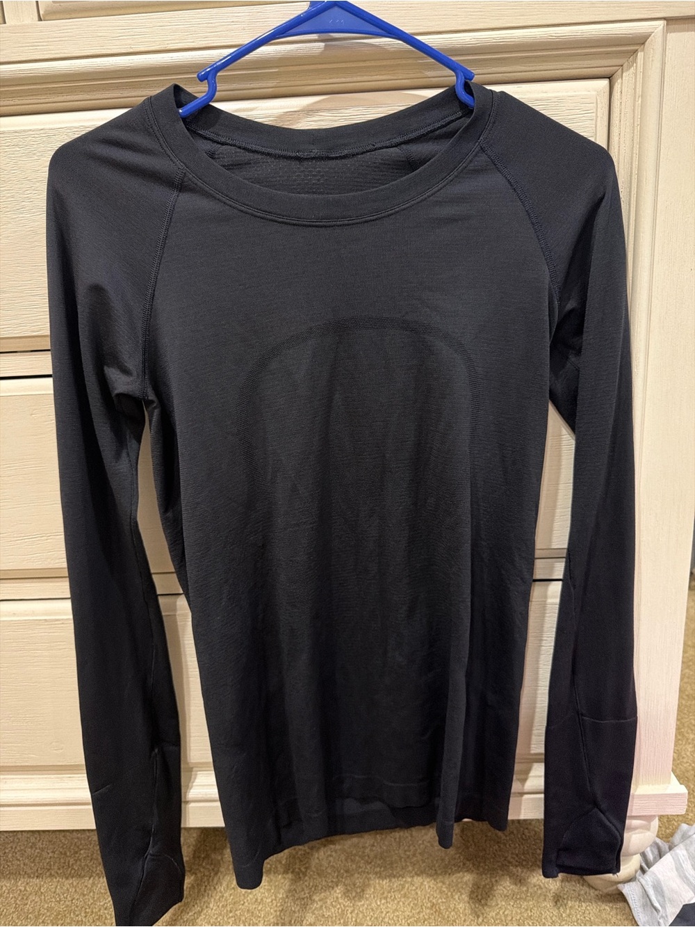 lululemon athletica Black Long-Sleeve Crewneck Top